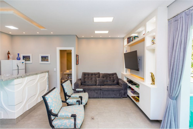 Imagem Casa com 3 Quartos à Venda, 180 m² em Parque Residencial Júlia - São Paulo
