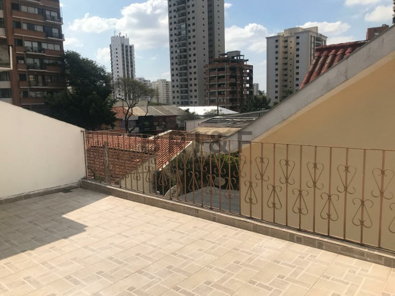 Casa com 3 Quartos para Alugar, 200 m² em Campo Belo - São Paulo