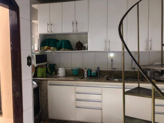 Imagem Casa com 4 Quartos à Venda, 515 m² em Centro - Macaé Imagem Casa com 4 Quartos à Venda, 515 m² em Centro - Macaé