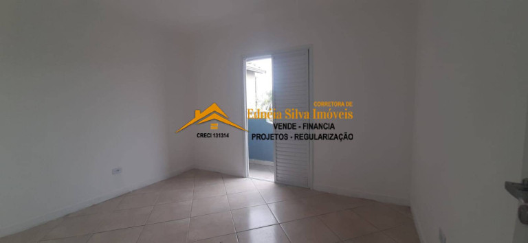 Imagem Sobrado com 2 Quartos à Venda,  em Jardim Praia Grande - Mongaguá