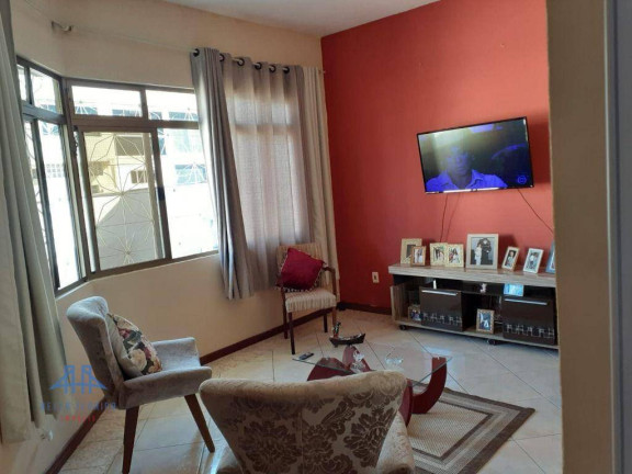 Imagem Casa com 6 Quartos à Venda, 280 m² em Córrego Grande - Florianópolis Imagem Casa com 6 Quartos à Venda, 280 m² em Córrego Grande - Florianópolis