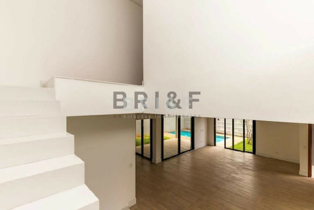 Imagem Casa com 3 Quartos à Venda, 272 m² em Moema - São Paulo Imagem Casa com 3 Quartos à Venda, 272 m² em Moema - São Paulo