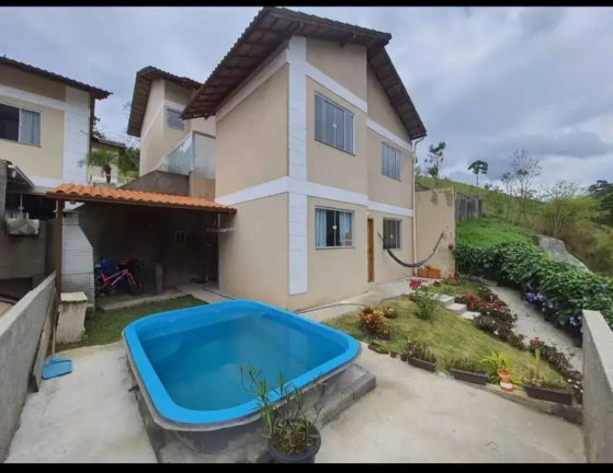 Casa com 2 Quartos à Venda,  em Amparo - Nova Friburgo