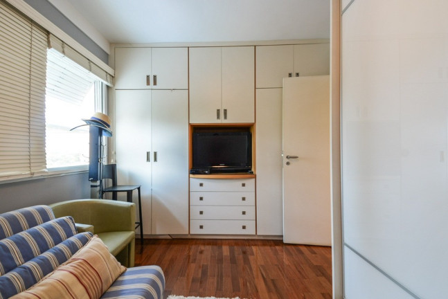 Imagem Imóvel com 3 Quartos à Venda, 177 m² em Jardim Europa - São Paulo Imagem Imóvel com 3 Quartos à Venda, 177 m² em Jardim Europa - São Paulo