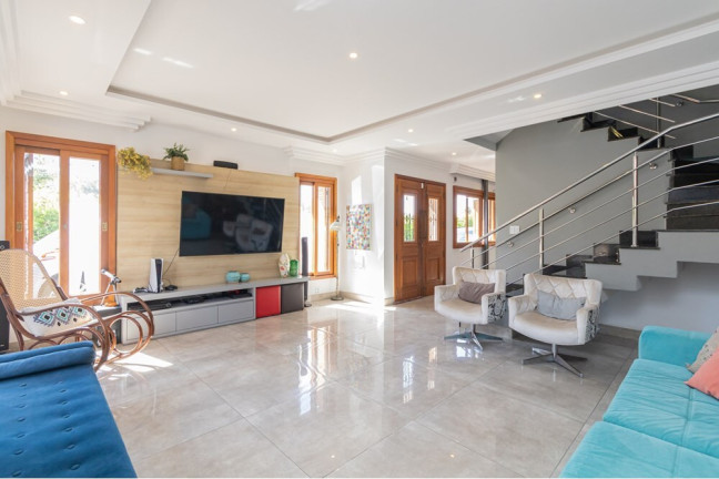 Casa com 3 Quartos à Venda, 261 m² em Passo Das Pedras - Porto Alegre