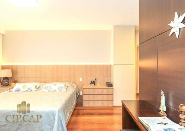 Imagem Apartamento com 3 Quartos à Venda, 226 m² em Vila Nova Conceição - São Paulo