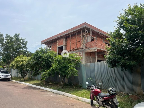 Imagem Casa com 3 Quartos à Venda, 240 m² Imagem Casa com 3 Quartos à Venda, 240 m²