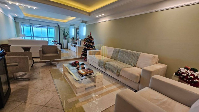 Imagem Apartamento com 3 Quartos à Venda, 256 m² em Pioneiros - Balneário Camboriú Imagem Apartamento com 3 Quartos à Venda, 256 m² em Pioneiros - Balneário Camboriú