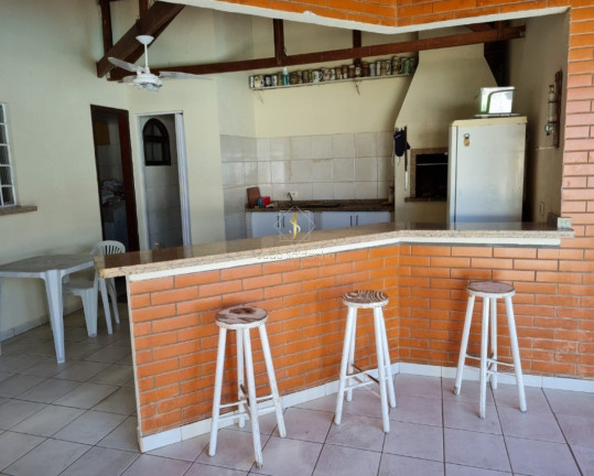 Imagem Casa com 5 Quartos à Venda, 360 m² em Piçarras - Guaratuba Imagem Casa com 5 Quartos à Venda, 360 m² em Piçarras - Guaratuba