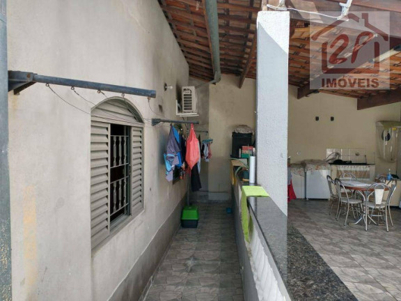 Imagem Casa com 3 Quartos à Venda, 250 m² em Residencial União - São José Dos Campos Imagem Casa com 3 Quartos à Venda, 250 m² em Residencial União - São José Dos Campos