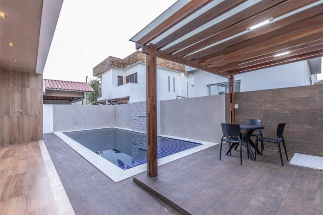 Imagem Casa com 3 Quartos à Venda, 350 m² em Zona De Expansão (mosqueiro) - Aracaju Imagem Casa com 3 Quartos à Venda, 350 m² em Zona De Expansão (mosqueiro) - Aracaju