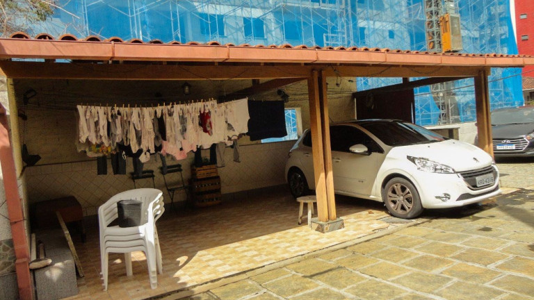Imagem Casa com 4 Quartos à Venda, 350 m² em Várzea - Teresópolis Imagem Casa com 4 Quartos à Venda, 350 m² em Várzea - Teresópolis