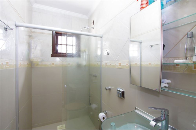 Imagem Casa com 5 Quartos à Venda, em São José - Porto Alegre Imagem Casa com 5 Quartos à Venda, em São José - Porto Alegre