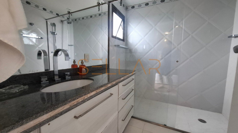 Imagem Cobertura com 5 Quartos para Alugar, 255 m² em Morro Sorocotuba - Guarujá