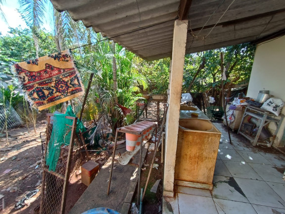 Imagem Imóvel com 
            	3             Quartos à Venda, 120 m² em 
            	Setor Perim             - 
            	Goiania            