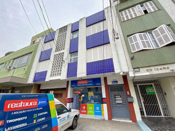 Imagem Imóvel com 1 Quarto à Venda, 34 m² em Azenha - Porto Alegre Imagem Imóvel com 1 Quarto à Venda, 34 m² em Azenha - Porto Alegre