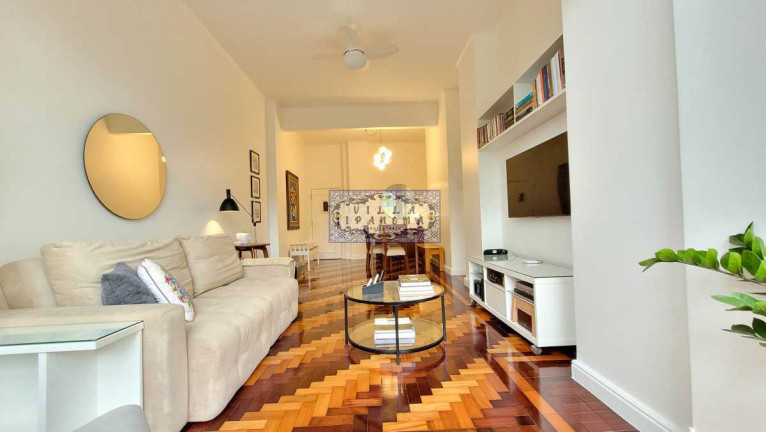 Imagem Apartamento com 3 Quartos à Venda, 130 m² em Copacabana - Rio De Janeiro