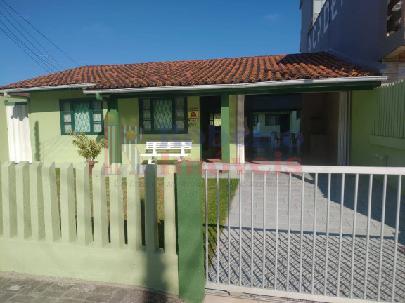 Imagem Casa com 6 Quartos à Venda, 180 m² em Itapema Do Norte - Itapoá Imagem Casa com 6 Quartos à Venda, 180 m² em Itapema Do Norte - Itapoá