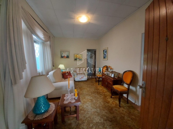 Imagem Casa com 3 Quartos à Venda, 190 m² em São Sebastião - Porto Alegre Imagem Casa com 3 Quartos à Venda, 190 m² em São Sebastião - Porto Alegre