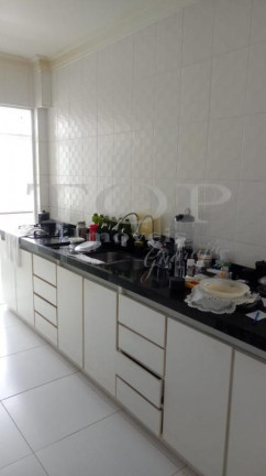 Imagem Apartamento com 4 Quartos à Venda, 240 m² em Pitangueiras - Guarujá Imagem Apartamento com 4 Quartos à Venda, 240 m² em Pitangueiras - Guarujá