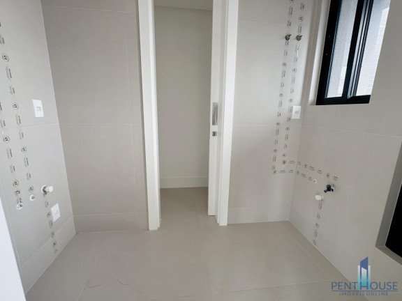 Imagem Apartamento com 4 Quartos à Venda, 152 m² em Centro - Balneário Camboriú Imagem Apartamento com 4 Quartos à Venda, 152 m² em Centro - Balneário Camboriú