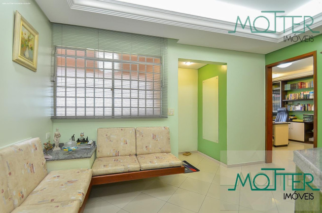 Imagem Casa com 5 Quartos à Venda, 177 m² em Jardim Botânico - Curitiba