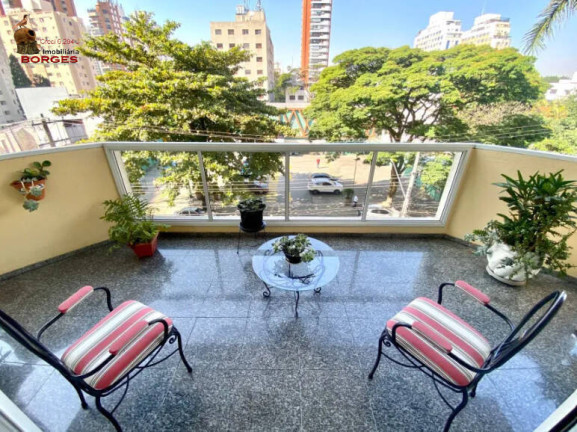 Imagem Apartamento com 4 Quartos à Venda, 144 m² em Moema - São Paulo Imagem Apartamento com 4 Quartos à Venda, 144 m² em Moema - São Paulo