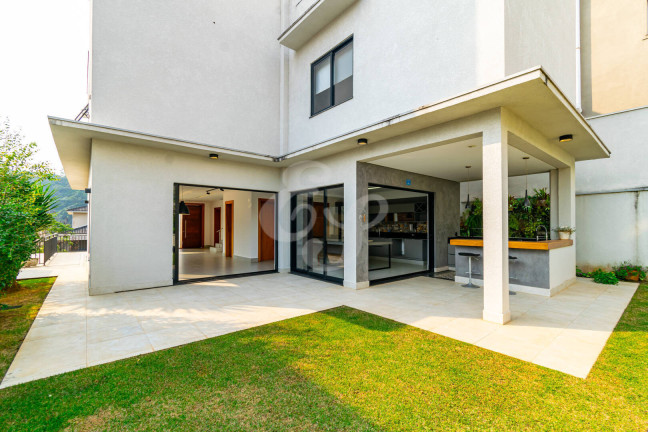 Imagem Casa de Condomínio com 5 Quartos para Alugar, 336 m² em Cidade Tamboré - Santana De Parnaíba Imagem Casa de Condomínio com 5 Quartos para Alugar, 336 m² em Cidade Tamboré - Santana De Parnaíba