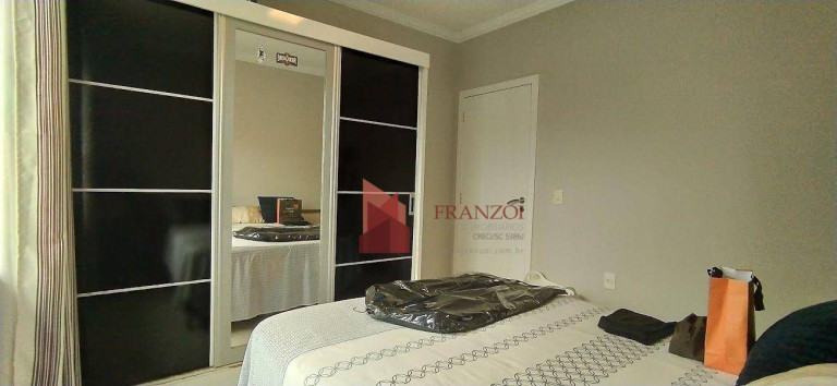 Imagem Casa com 2 Quartos à Venda, 147 m² em Centro - Itajaí Imagem Casa com 2 Quartos à Venda, 147 m² em Centro - Itajaí