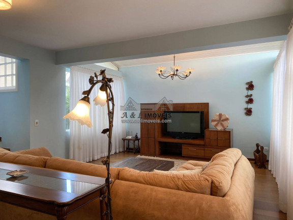 Imagem Casa de Condomínio com 3 Quartos à Venda, 213 m² em Vila Isabel - Campos Do Jordão Imagem Casa de Condomínio com 3 Quartos à Venda, 213 m² em Vila Isabel - Campos Do Jordão