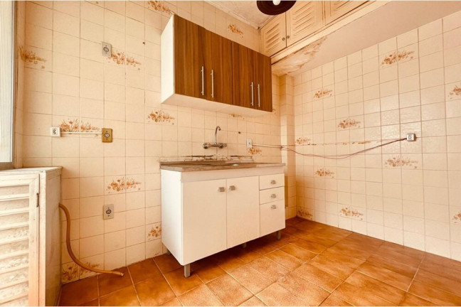 Imagem Imóvel com 1 Quarto à Venda, 28 m² em Centro Histórico - Porto Alegre Imagem Imóvel com 1 Quarto à Venda, 28 m² em Centro Histórico - Porto Alegre