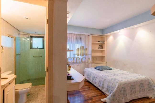 Imagem Apartamento com 3 Quartos à Venda, 256 m² em Aclimação - São Paulo