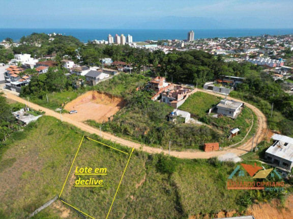 Terreno à Venda, 360 m² em Massaguaçu - Caraguatatuba