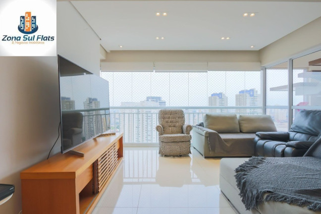 Imagem Imóvel com 3 Quartos à Venda, 232 m² em Vila Firmiano Pinto - São Paulo