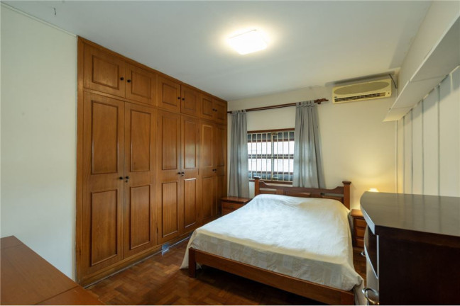 Imagem Casa com 4 Quartos à Venda, 285 m² em Moema - São Paulo Imagem Casa com 4 Quartos à Venda, 285 m² em Moema - São Paulo