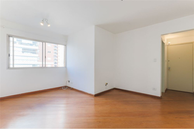 Imagem Imóvel com 2 Quartos à Venda, em Sumaré - São Paulo Imagem Imóvel com 2 Quartos à Venda, em Sumaré - São Paulo