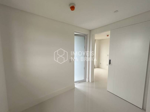Imagem Apartamento com 4 Quartos para Alugar, 257 m² em Centro - Balneário Camboriú