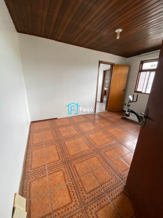 Imagem Casa com 3 Quartos à Venda, 180 m² em Restinga - Porto Alegre Imagem Casa com 3 Quartos à Venda, 180 m² em Restinga - Porto Alegre