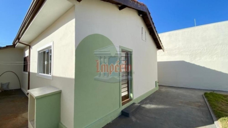 Imagem Casa com 3 Quartos à Venda, 141 m² em Vila Brasil - Pirassununga