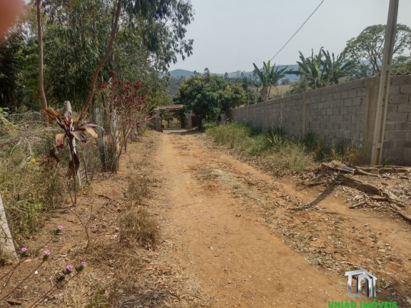 Imagem Imóvel à Venda, 100 m² em Arara Dos Pereiras - Bragança Paulista Imagem Imóvel à Venda, 100 m² em Arara Dos Pereiras - Bragança Paulista