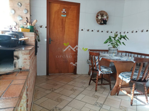 Imagem Casa com 5 Quartos à Venda, 350 m² em Vila Lolly - Campos Do Jordão Imagem Casa com 5 Quartos à Venda, 350 m² em Vila Lolly - Campos Do Jordão