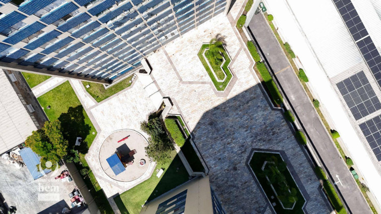 Imagem Cobertura com 3 Quartos à Venda, 129 m² em Cabral - Curitiba