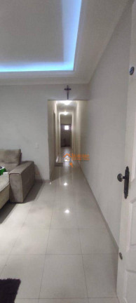 Imagem Casa com 3 Quartos à Venda, 200 m² em Vila Rosália - Guarulhos Imagem Casa com 3 Quartos à Venda, 200 m² em Vila Rosália - Guarulhos