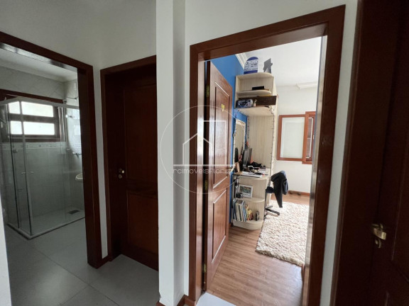 Imagem Casa com 5 Quartos à Venda, 281 m² em São João Do Rio Vermelho - Florianópolis Imagem Casa com 5 Quartos à Venda, 281 m² em São João Do Rio Vermelho - Florianópolis