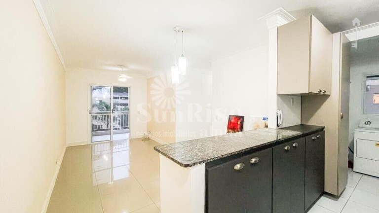 Imagem Apartamento com 3 Quartos à Venda, 80 m² em Jardim Tupanci - Barueri Imagem Apartamento com 3 Quartos à Venda, 80 m² em Jardim Tupanci - Barueri