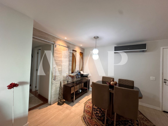Imagem Imóvel com 4 Quartos à Venda, 133 m² em Barra Da Tijuca - Rio De Janeiro Imagem Imóvel com 4 Quartos à Venda, 133 m² em Barra Da Tijuca - Rio De Janeiro
