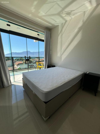 Imagem Imóvel com 2 Quartos à Venda, 428 m² em São Francisco Da Praia - São Sebastião