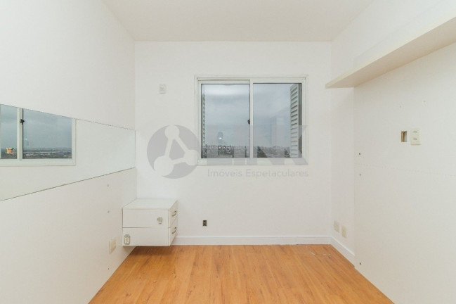 Imagem Apartamento com 2 Quartos à Venda, 51 m² em Sarandi - Porto Alegre