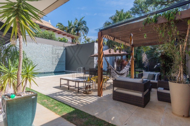 Imagem Casa com 5 Quartos à Venda, 720 m² em Pacaembu - São Paulo Imagem Casa com 5 Quartos à Venda, 720 m² em Pacaembu - São Paulo