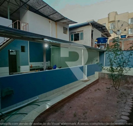 Imagem Casa com 3 Quartos à Venda, 220 m² Imagem Casa com 3 Quartos à Venda, 220 m²